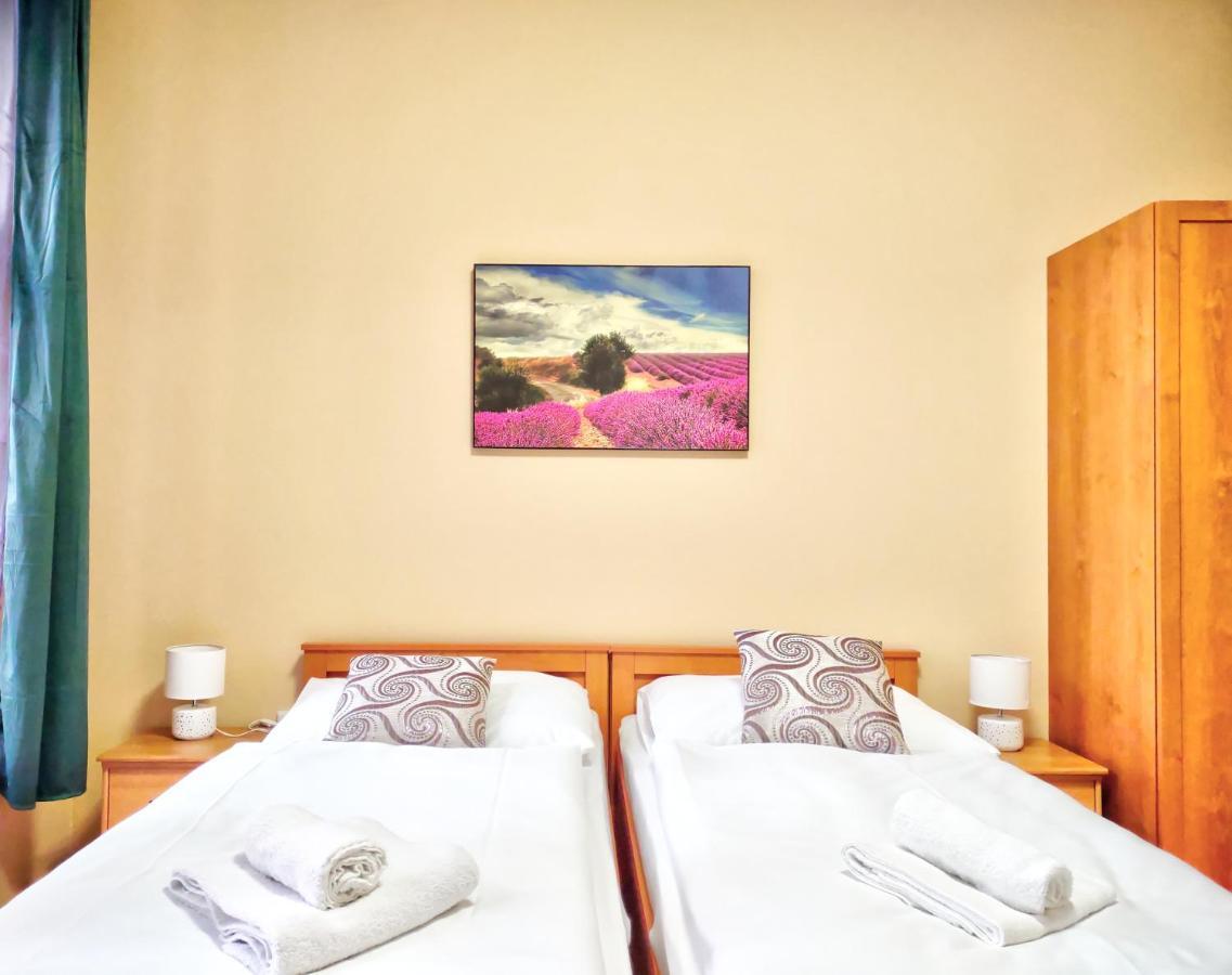 Karlsbad Family Apartment Luaran gambar